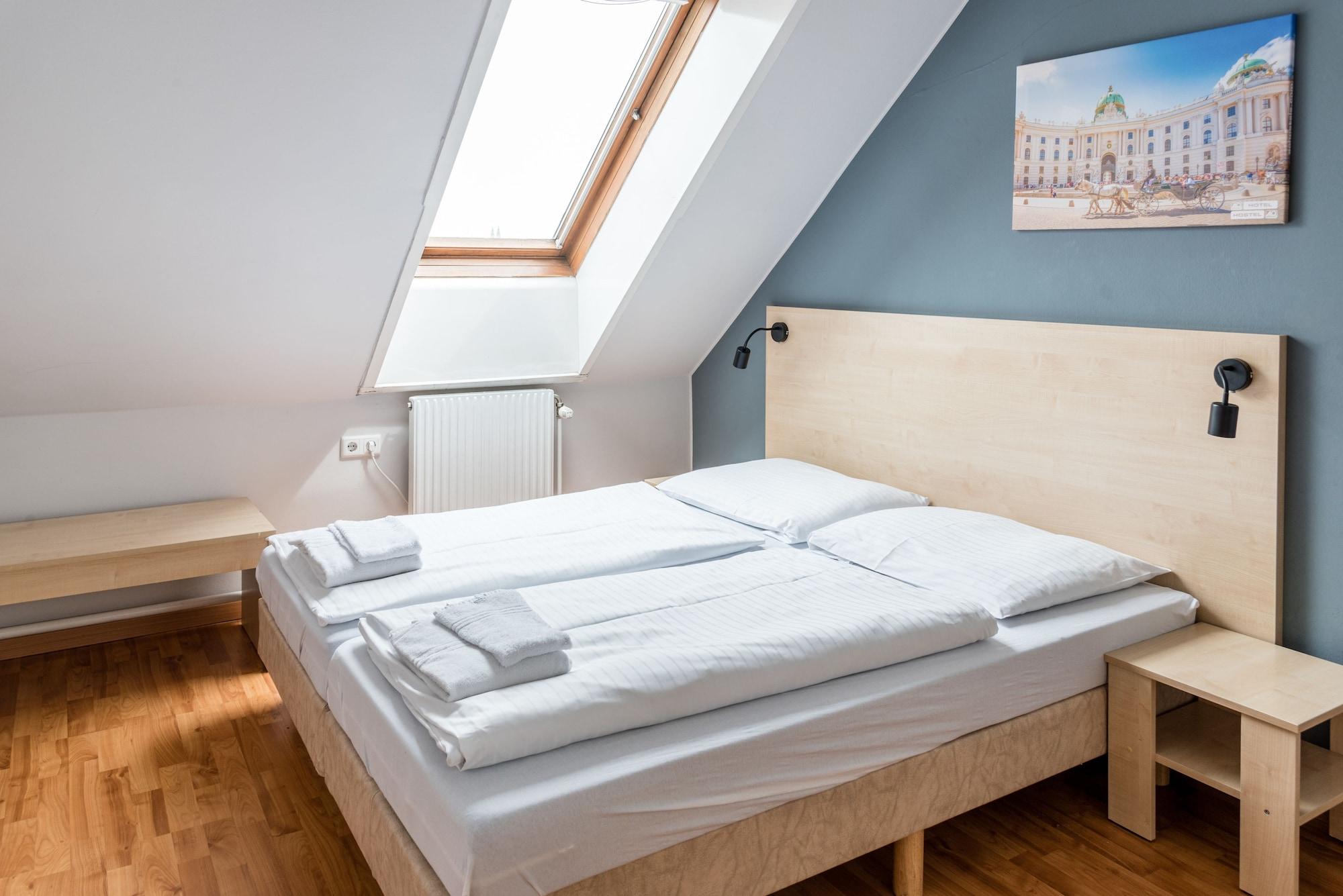 A&o Stadthalle Albergue *